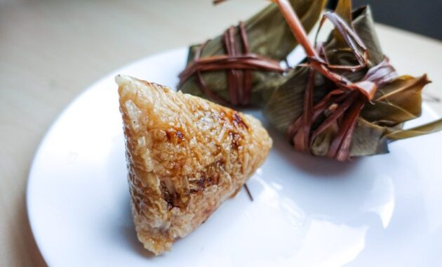 top 10+ daftar pilihan makanan khas negara cina yang paling enak dan populer, wajib untuk dicoba!