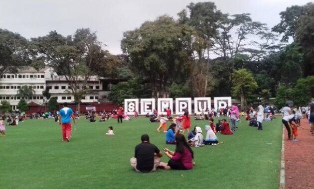 top 10+ daftar pilihan taman wisata di bogor yang recommended buat kamu kunjungi untuk memanjakan mata