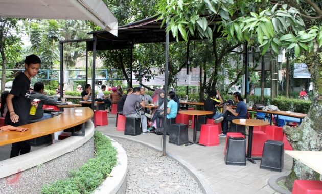 top 10+ daftar pilihan tempat nongkrong outdoor di daerah bandung ini memiliki konsep unik dan menarik!