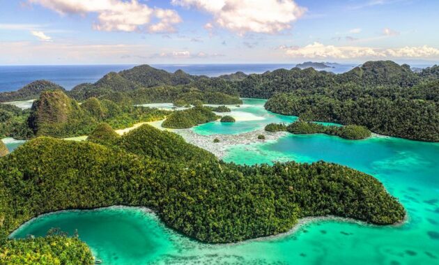 top 10+ daftar pilihan tempat paling cantik dengan pemandangan terindah di dunia yang wajib kalian kunjungi!