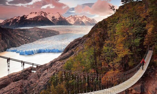 top 10+ daftar pilihan tempat paling cantik dengan pemandangan terindah di dunia yang wajib kalian kunjungi!