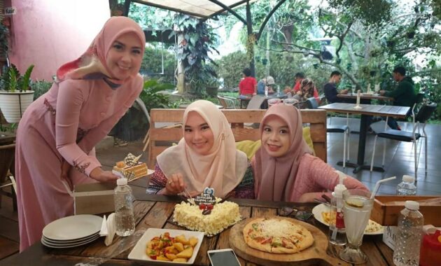 top 10+ daftar pilihan tempat romantis di daerah cimahi, cocok untuk kencan berdua bareng pasangan