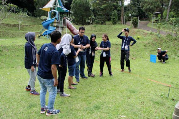 top 10+ daftar rekomendasi tempat dan paket outbound puncak yang menarik untuk dikunjungi
