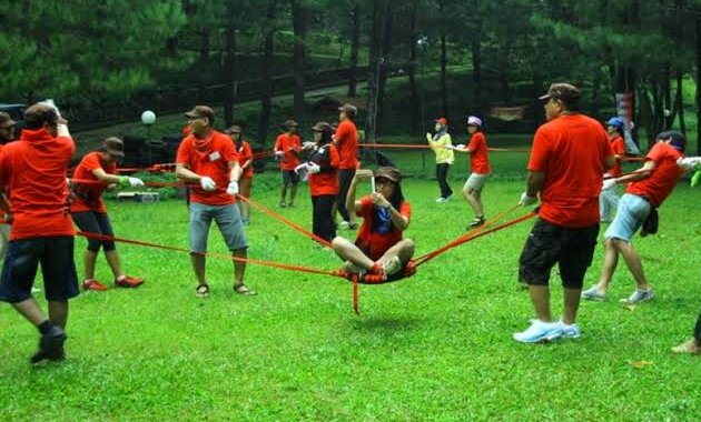 top 10+ daftar rekomendasi tempat dan paket outbound puncak yang menarik untuk dikunjungi