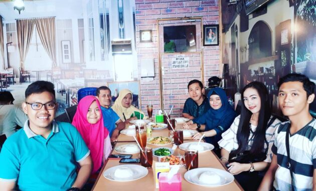 top 10+ daftar rekomendasi tempat makan enak di wilayah kediri yang murah dan wajib kamu coba