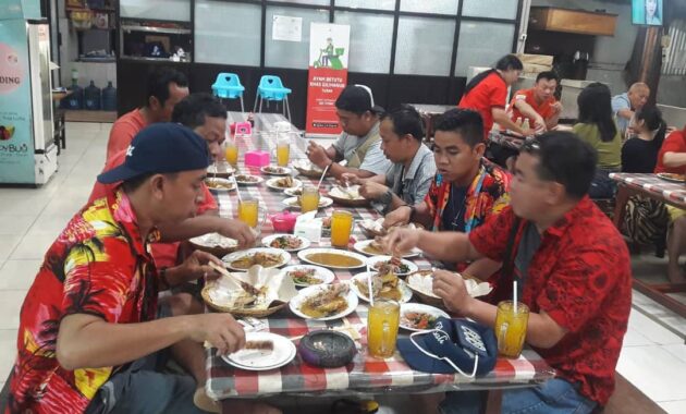 top 10+ daftar tempat makan enak di denpasar bisa untuk keluarga dan apa ada tempat bermain anak?