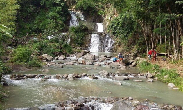 top 10+ daftar wisata air terjun di wilayah semarang yang eksotis dan oke banget buat dikunjungi