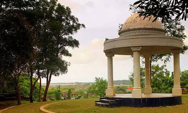 top 10+ foto benteng voc jepara, lokasi alamat, sejarah asal usul, jam buka tutup, keindahan bangunan, misteri mitos + retu jalan menuju wisata