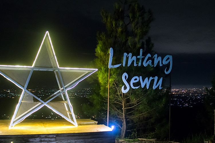 bukit lintang sewu, fasilitas bukit lintang sewu, harga tiket bukit lintang sewu, keindahan bukit lintang sewu, lokasi bukit lintang sewu, spot foto bukit lintang sewu, tempat romantis bukit lintang sewu, wisata bukit lintang sewu, top 10+ foto bukit lintang sewu: spot ‘nirwana’ instagramable nan romantis di bantul!