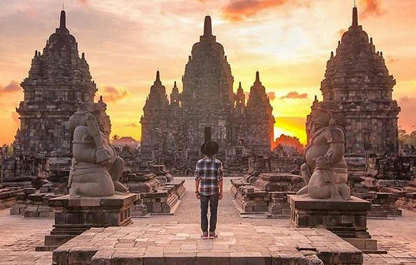 Top 10+ Foto Candi Sewu Klaten, Harga Tiket Masuk, Sejarah Legenda, Lokasi Alamat, Nomer Telepon + Arsitektur Pembangunan