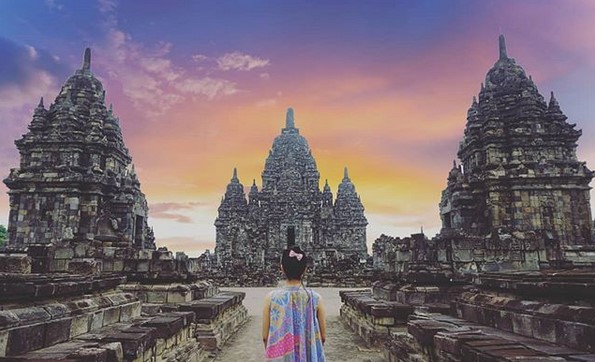 top 10+ foto candi sewu klaten, harga tiket masuk, sejarah legenda, lokasi alamat, nomer telepon + arsitektur pembangunan