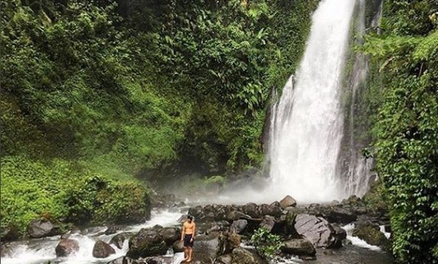 top 10+ foto curug gomblang purwokerto, harga tikek masuk, lokasi alamat, jam buka tutup + rute jalan menuju wisata