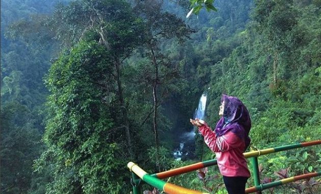 top 10+ foto curug gomblang purwokerto, harga tikek masuk, lokasi alamat, jam buka tutup + rute jalan menuju wisata