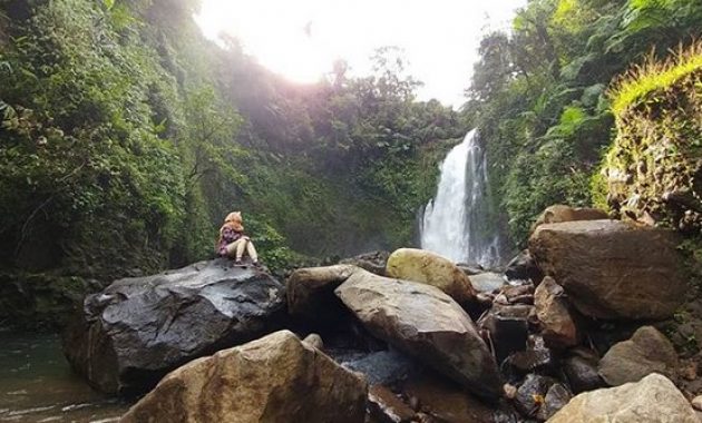 top 10+ foto curug gomblang purwokerto, harga tikek masuk, lokasi alamat, jam buka tutup + rute jalan menuju wisata
