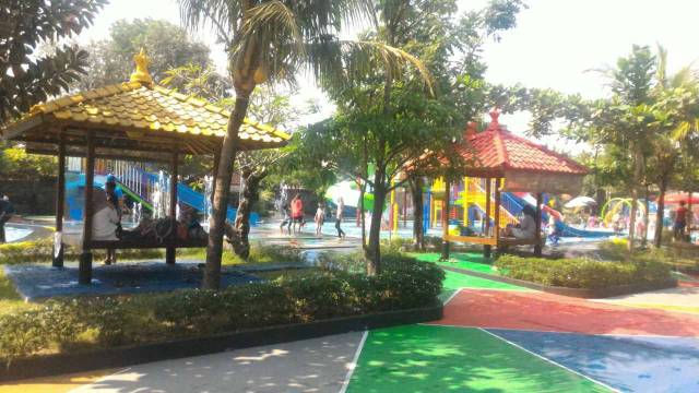 alamat galaxy waterpark, galaxy waterpark, harga tiket galaxy waterpark, harga tiket masuk galaxy waterpark, lokasi galaxy waterpark, permainan galaxy waterpark, rute menuju lokasi galaxy waterpark, tiket galaxy waterpark, tiket masuk galaxy waterpark, wahana galaxy waterpark, top 10+ foto galaxy waterpark: harga tiket, wahana permainan, daya tarik dll