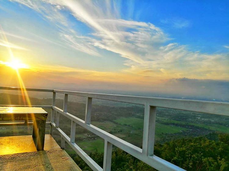harga tiket watu amben, keindahan watu amben, lokasi watu amben, rute menuju watu amben, tiket masuk watu amben, watu amben, watu amben bantul, watu amben jogja, wisata watu amben, top 10+ foto watu amben: harga tiket, daya tarik, aktivitas romantis!