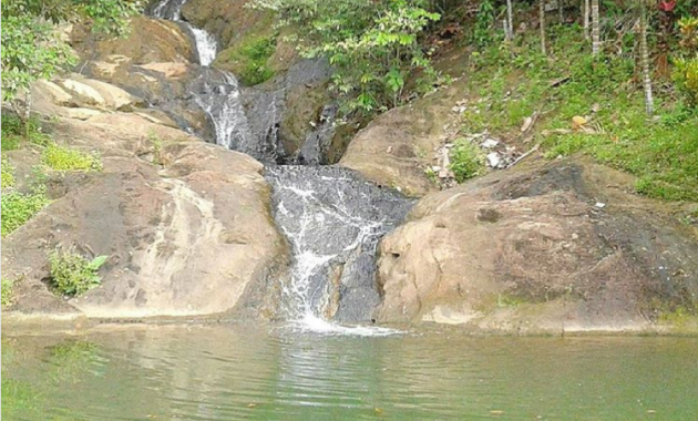top 10+ gambar air terjun pinang seribu balikpapan, lokasi alamat, jam buka tutup, penginapan di sekitar wisata + jalan menuju ke sana