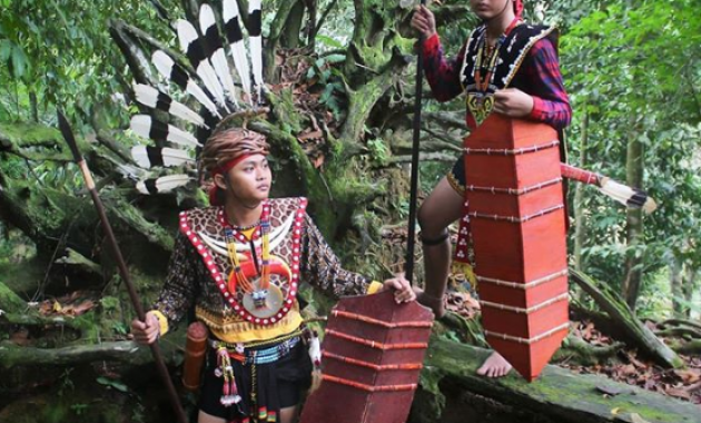 top 10+ gambar air terjun tanah merah balikpapan, misteri mistis, lokasi alamat + fasilitas yang di sediakan wisata