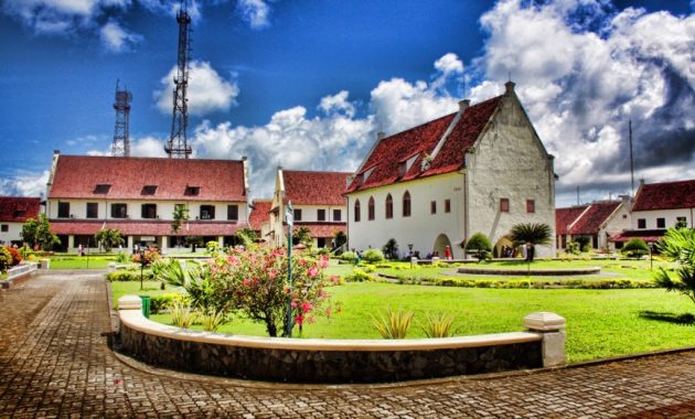 Top 10+ Gambar Benteng Fort Rotterdam Makassar, Harga Tiket Masuk, Lokasi Alamat, Jam Buka Tutup + Nomer Telpon