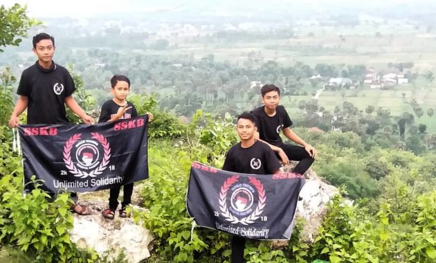 top 10+ gambar bukit larangan gresik, lokasi alamat + history tragedi rahasia