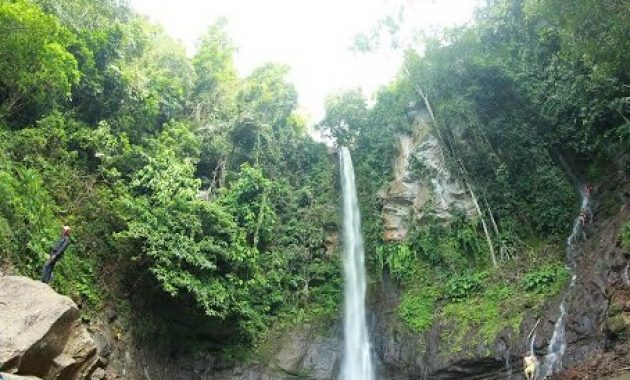 Top 10+ Gambar Curug Cigumawang Banten, Tiket Masuk Wisata, Lokasi Alamat, Jam Buka, Sejarah Legenda + Nomer Telepon