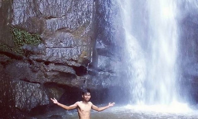 top 10+ gambar curug cigumawang banten, tiket masuk wisata, lokasi alamat, jam buka, sejarah legenda + nomer telepon