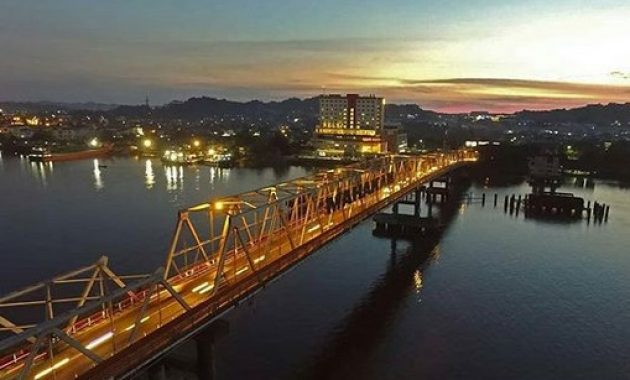 top 10+ gambar jembatan mahakam balikpapan, sejarah legenda, lokasi alamat, panjang total + selesai di bangun pada tanggal?