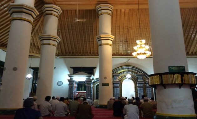 top 10+ gambar masjid agung sumenep madura, jalan menuju ke sana, lokasi alamat + desain arsitektur