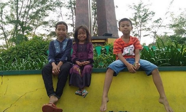 top 10+ gambar monumen sampang madura, rute menuju ke sana, lokasi alamat + keindahan bangunan