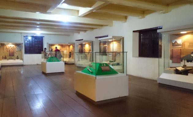 top 10+ gambar museum la galigo makassar, lokasi alamat, jam buka tutup, nomer telpon + keunikan benda di dalam