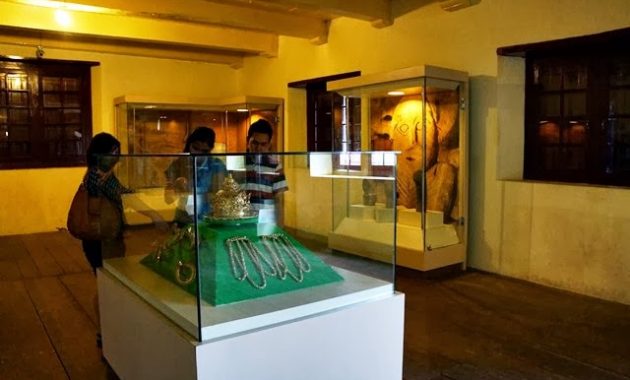 top 10+ gambar museum la galigo makassar, lokasi alamat, jam buka tutup, nomer telpon + keunikan benda di dalam