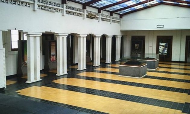 top 10+ gambar museum mulawarman balikpapan, sejarah legenda, lokasi alamat, peninggalan benda yang ada di dalam wisata + jam buka tutup