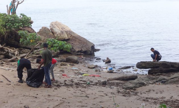top 10+ gambar pantai batu balikpapan, lokasi alamat, penginapan hotel + fasilitas yang di sediakan wisata