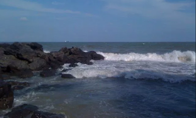 top 10+ gambar pantai batu balikpapan, lokasi alamat, penginapan hotel + fasilitas yang di sediakan wisata
