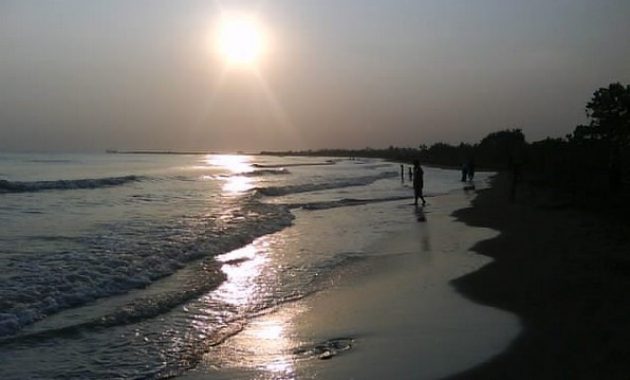 Top 10+ Gambar Pantai Larangan Tegal, Rute Menuju Wisata, Lokasi Alamat + Keindahan di Sekitar