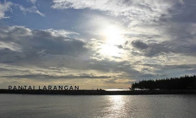 top 10+ gambar pantai larangan tegal, rute menuju wisata, lokasi alamat + keindahan di sekitar