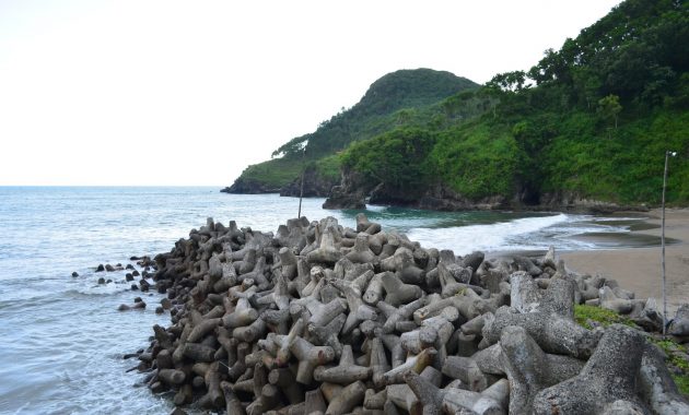 top 10+ gambar pantai pasir kebumen, lokasi alamat, villa di sekitar + jalur menuju wisata