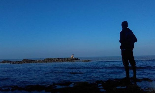 top 10+ gambar pantai rongkang madura, rute menuju wisata, lokasi alamat + keindahan di sekitar
