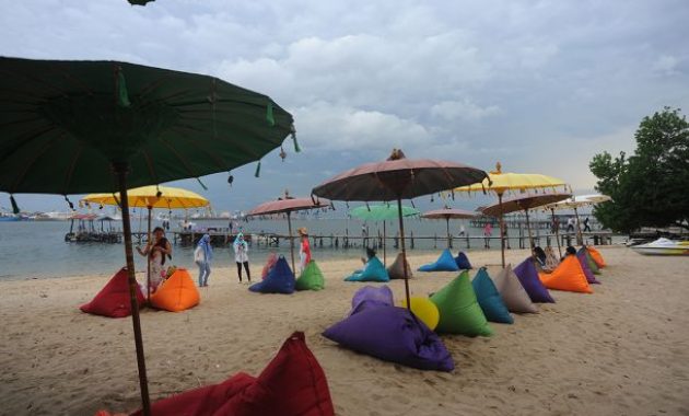 top 10+ gambar pulau kayangan makassar, harga tiket masuk, lokasi alamat, penginapan hotel + keindahan keunikan di setikar wisata
