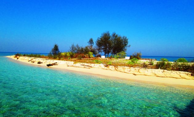 top 10+ gambar pulau kodingareng keke, harga tiket masuk, lokasi alamat, keindahan di sekitar area + rute jalan menuju wisata
