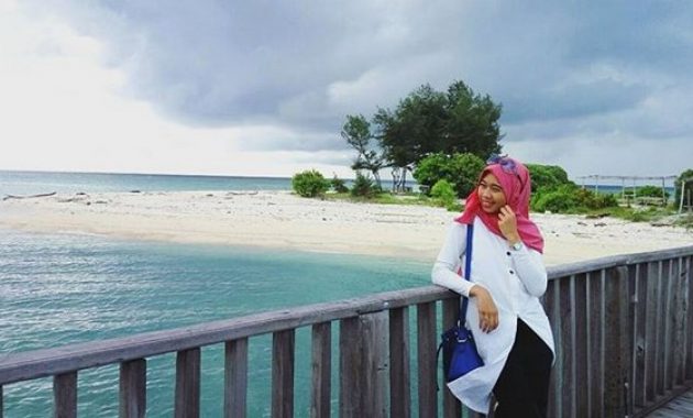 top 10+ gambar pulau kodingareng keke, harga tiket masuk, lokasi alamat, keindahan di sekitar area + rute jalan menuju wisata