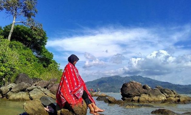 top 10+ gambar pulau mandalika jepara, lokasi alamat, jam buka tutup, keindahan wisata + misteri mitos