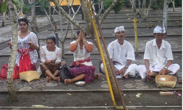 top 10+ gambar pura agung blambangan banyuwangi + sejarah asal usul silsilah kerajaan