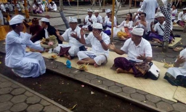 top 10+ gambar pura agung blambangan banyuwangi + sejarah asal usul silsilah kerajaan