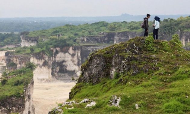 top 10+ gambar rowo jombor klaten, sejarah asal usul, lokasi alamat, jam buka tutup, misteri mitos + rumah makan di dalam wisata