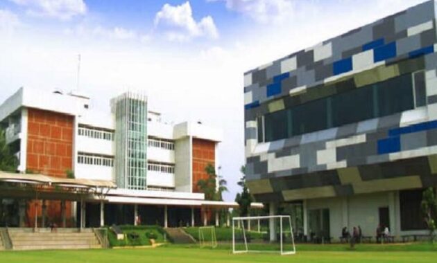 top 10+ kampus termahal di indonesia, adakah almamatermu?