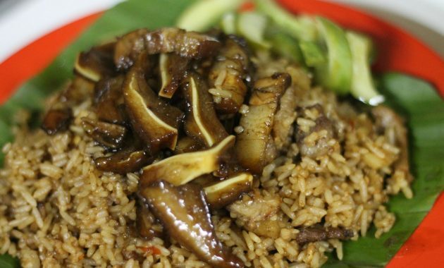 top 10+ kedai nasi goreng enak di bandung, murah meriah mulai 13 ribuan saja!