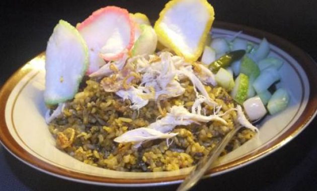 top 10+ kedai nasi goreng enak di bandung, murah meriah mulai 13 ribuan saja!