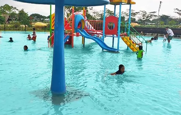 kolam renang di demak, objek wisata di demak, pemandian di demak, tempat wisata di demak, waterboom di demak, waterpark di demak, top 10+ kolam renang di demak terbesar & terbaik, wahana bermain lengkap!