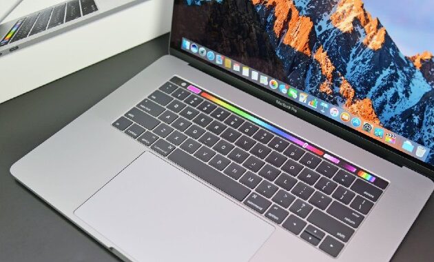 Top 10+ Laptop Apple Termahal, Ada Yang Berlapis Emas 24 Karat!